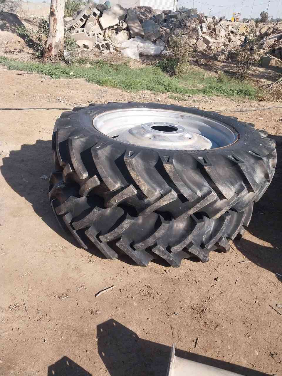 تايرات مال مكينة بلروس اوكراني جديد رقم ***********
