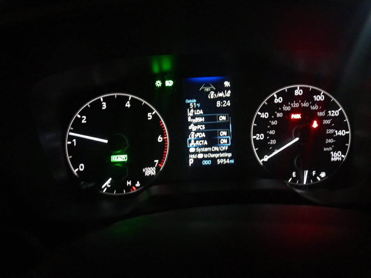 كورلا وارد امريكي 2025 هايبرد
ماشية 6000 ميل
رباعية
لايتات زينون
تشغيل عن بعد 
نقطة عمياء
شاشة
تبريد بيانو
رادار توقف
رادار خلفي
قيادة ذاتية
الحادث جاملغ خلفي
السيارة جديدة حتة الكتلوك بيهة
السعر 18 وبي مجال  
المكان بغداد
رقم التلفون ***********
التواصل وتساب فقط
