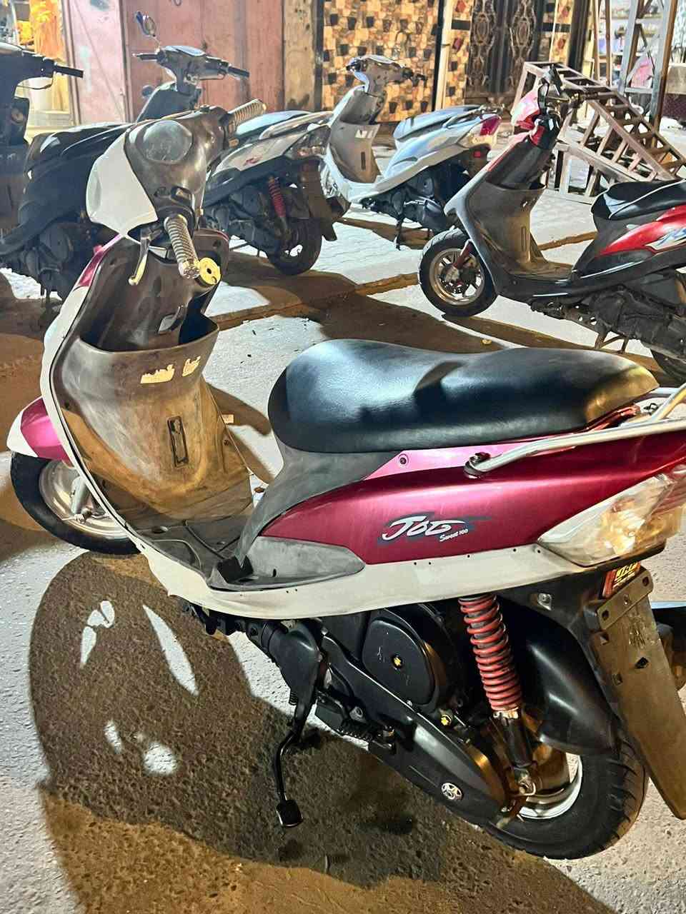 السلام عليكم دراجه ماكس قجمه للبيع كلشي شغال بيه هندر سلف الكهربائيات كلهن شغالات بوشه ٤٩ البلاد بيه كلجات رياضيه خرز تاي وان انطيك بيه شلعه ومعدل المكينه خرسه جيب وياك اكبر فيتر السعر 725 وبيه مجال كلش قليل حك جيتك المكان البصره الحيانيه ***********
