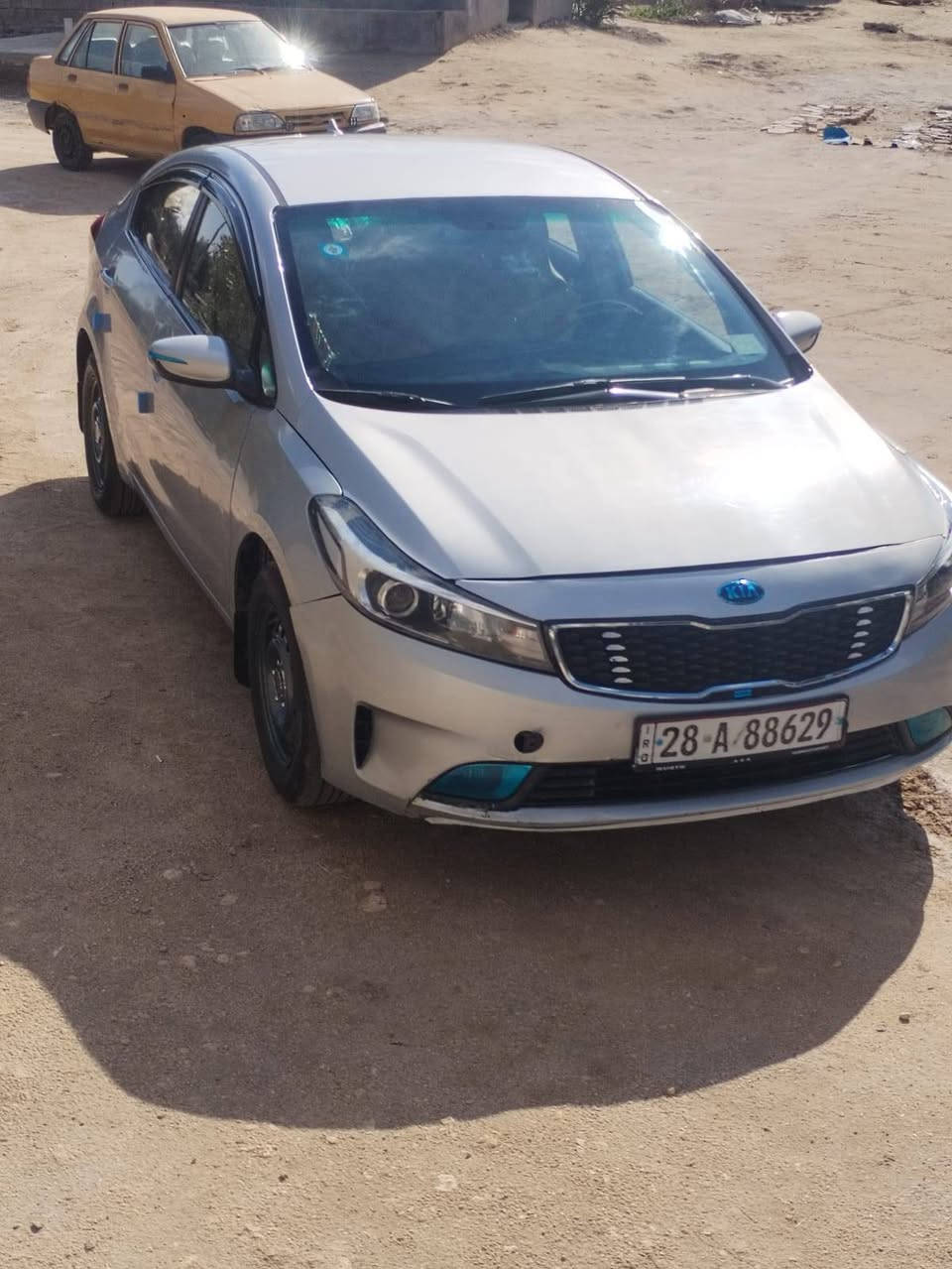 سيراتو ٢٠١٧ اثنين قطع صبغ اثنين تبديل بدون عابر ماشيه ١٦٠ مكينه كير تبريد حداديه شرط السعر ١١٧
***********
