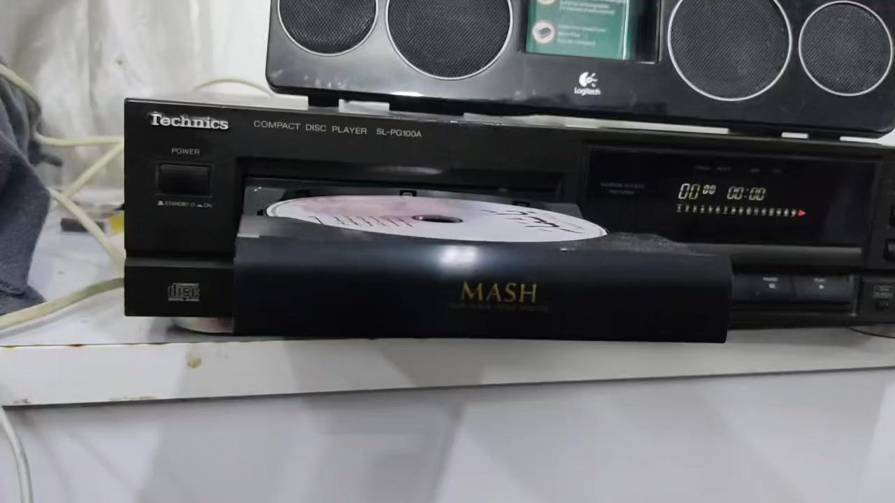 جهاز CD مشغل اقراص اوديو فقط ..من شركة تكنكس موديل 
SL-PG 100A
حجم لارج كهرباء 220
للبيع ...


**إذا كنت صاحب هذا الإعلان وتريد حذفه لأي سبب، رجاءا أرسل رسالة إلى الدعم الفني**