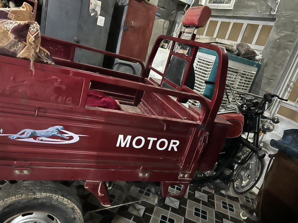 سلام عليكم ستوته للبيع مديل 23اوراق كامله ٦ بيها الستوته نضيفه حيل مات جناي مثل ماواضح جدامك السعر اتصل وتدلل ***********
