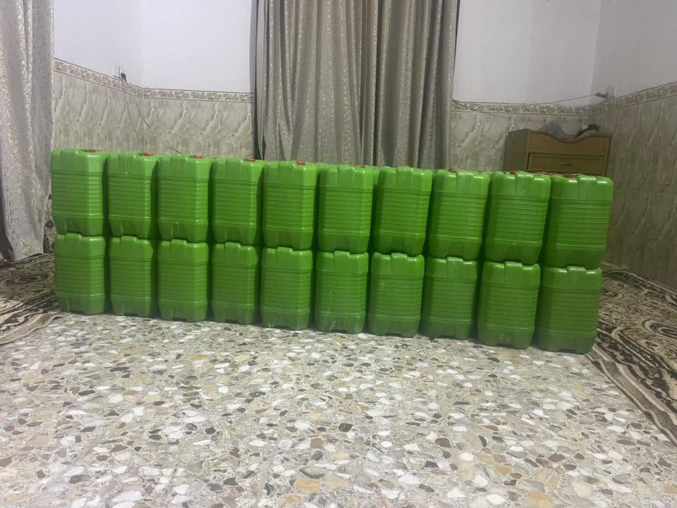 سلام عليكم زاهي درجه اولى ودرجه ثانيه
جمله مفرد متوفر دبه ٣ لتر 
متوفر جلكان ١٠. لتر   وجلكان ٥ لتر 
ونشتغل حسب الطلب 
***********
