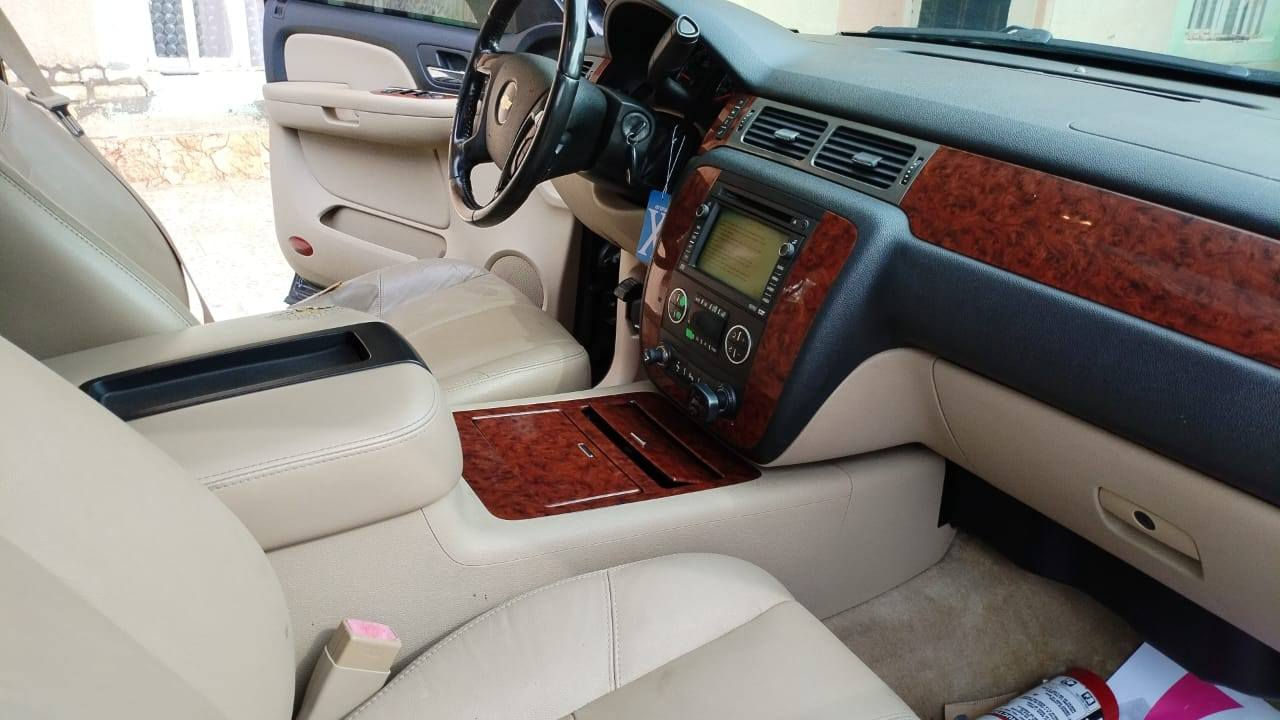 تاهو مديل 2008 ادوات
كفاله من ضربه ولكص  مواصفات سياره.. LTZ 
1-فتحه سقف 
2-صندوق کهربا. 
3-مرایه قلاب 
4-تدفه بل کشنات
5-دواخل عسلی
مواصفات LTZ معروفه
سعره (115) 
السیاره جدیده کلش وماناقصه شی 
***********
