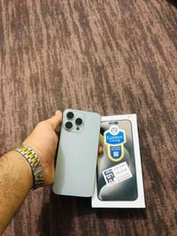 آيفون ١٥ برو ماكس • ٢٥٦ • بطارية ٨٨