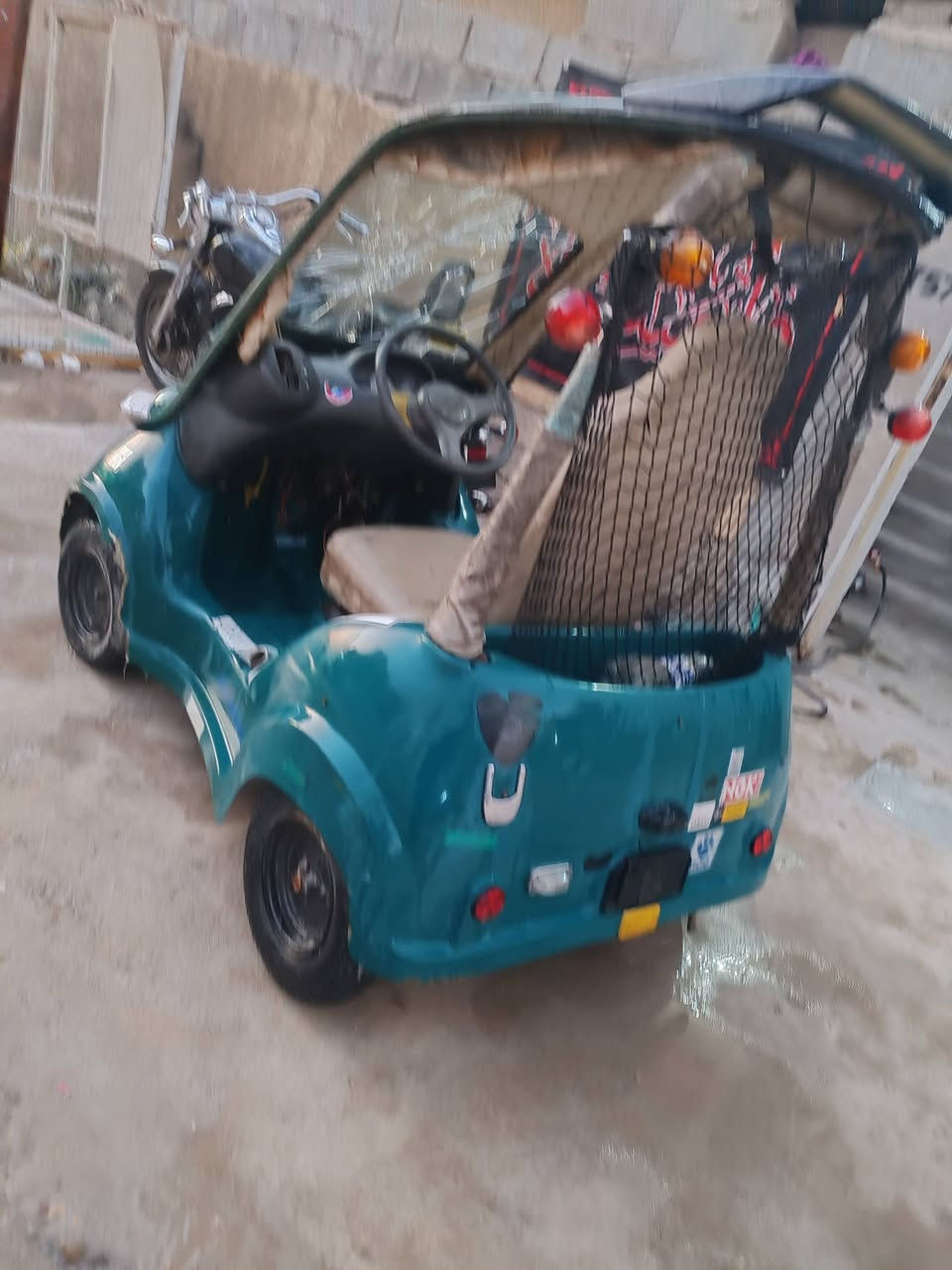 بيع او مراوس حسب القناعه
سيارة MITSUOKA MC 💚
السعر مليون دينار قفل
ياباني بانزين محرك بلادي 
بستم واحد كير اوتماتيك 
مكفول محرك مالته 
سرعته 70كم بل ساعه
متترقم فقط مكاتبه حاله حال الدراجه حته غراضه مال دراجه 
لان محرك يوماها خبط ياباني بلادي 
تحتاج ترتيب شوي لان هامله  
مكاني بغداد البياع الشهداء 
***********

