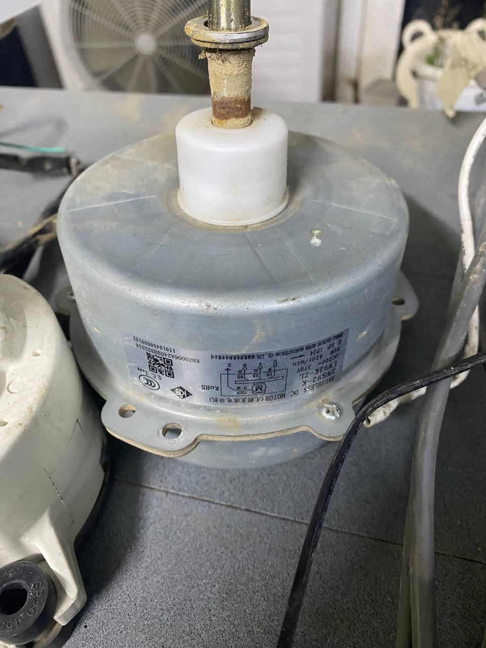 توسوت 3 طن كاسيت/كرمبريسر انفيرتر/كارت داخلي كارت.خارحي فان داخلي  وفان خارجي  للاستفسار ***********
