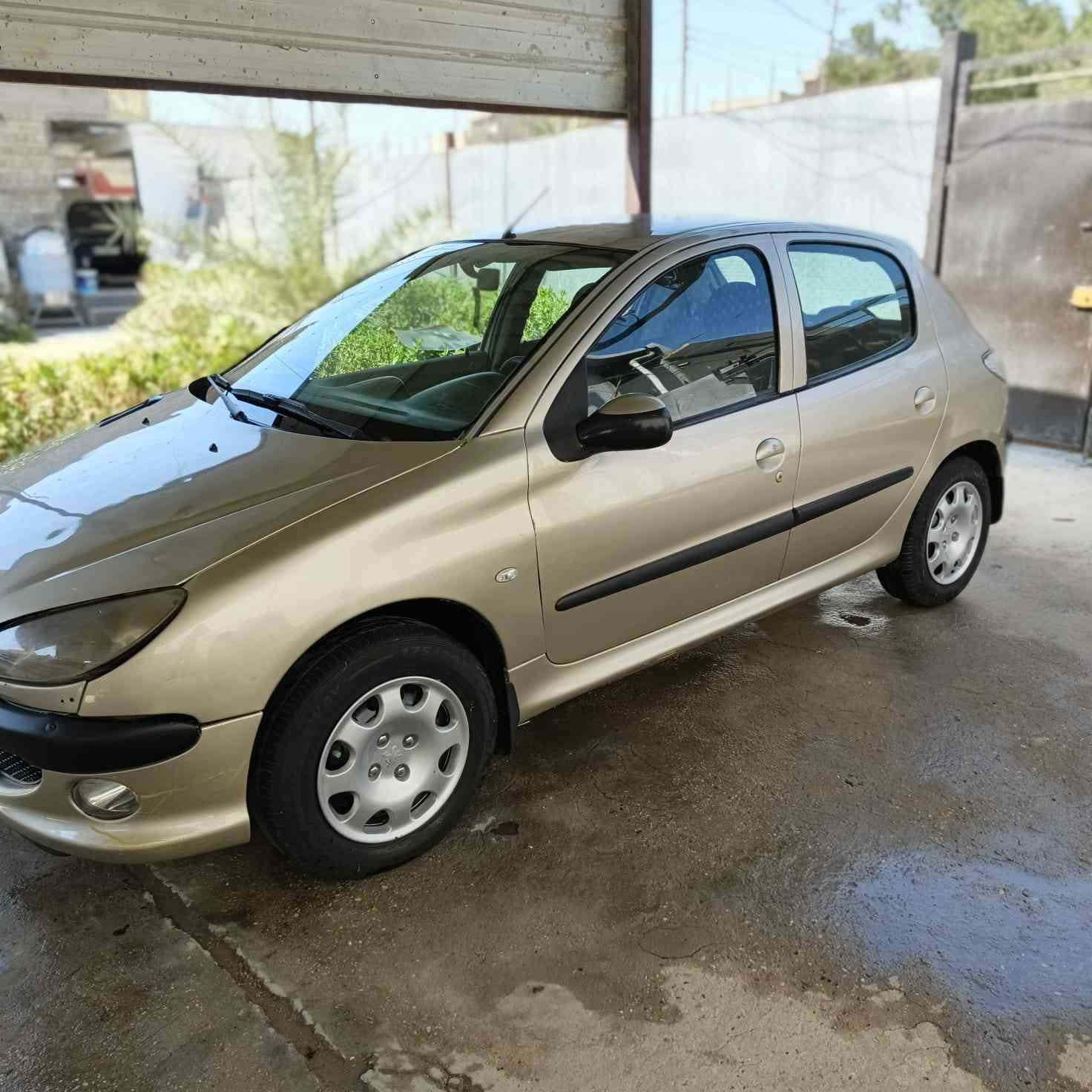 سلام عليكم بيجو فرنسي 206 موديل 2009 كير مكينه مكفولات صدر جديد هسه مبدله كامله مابيه اي نقص مصبوغه مكان حبيبيه ***********
