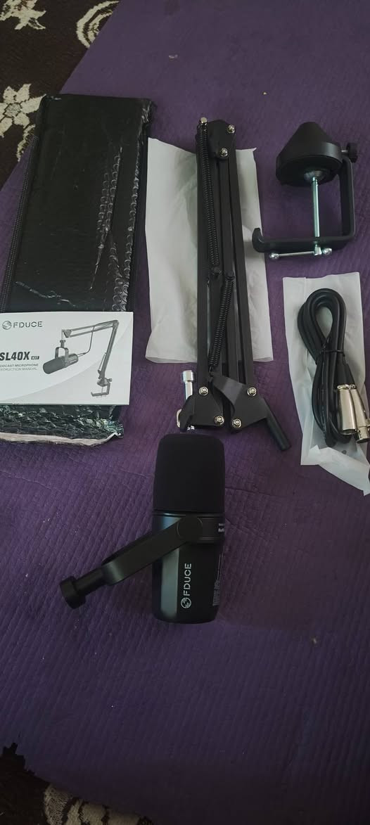 مايك داينمك ماركة FDUCE SL40X
 المحتوى، الألعاب، البودكاست، البث المباشر، التسجيل في الاستوديو، إنتاج وبث الصوت والفيديو عزل الضوضاء كوالتي عالي جدا معدن بالكامل كامل مع لاستاند والكيبل 50الف قفل


**إذا كنت صاحب هذا الإعلان وتريد حذفه لأي سبب، رجاءا أرسل رسالة إلى الدعم الفني**