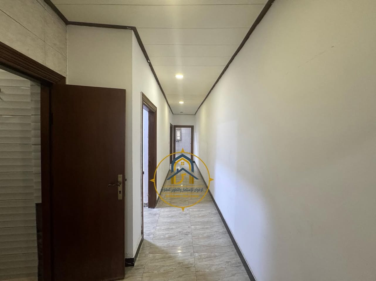 شقة طابق اول  للإيجار البصره البراضعية شارع سيد امين
 
  ❇️  تلائم السكن العائلي فقط

  ❇️ بدل الايجار 800 الف 

  
 التفاصيل :
▪️غرف 2
▪️صالة 
▪️مطبخ  
▪️صحيات
▪️غرفه ماستر

ـــــــــــــــــــــــــــــــــــــــــــــــــــــــ
  

للاستفسار الاتصال على الأرقام 🔻

***********📞
***********📞
  ***********📞

او زيارتنا للمزيد من العروض
 عنوان_المكتب
 البصرة - البراضعية - شارع سيد امين (قرب مركز الفيزا التركية) 
المــكــتــب مــجــاز قــانـونــيــاً
خدماتنا:- مقاولات عامة -تصميم خرائط-تصاميم داخلية-ديكورات داخلية-ترميم منازل
#نستقبل_عروضكم_وطلباتكم_التجارية_والسكنية 
الرضوان  للاستثمار والتطوير العقاري #عقارات #شركة #منزل #للايجار #شقة #نستقبل_عروضكم_وطلباتكم_التجارية_والسكنية الرضوان للاستثمار والتطوير العقاري #نستقبل_عروضكم_وطلباتكم_التجارية_والسكنية_في_كافة_احياء_النجف_الاشرف_اهلاً_وسهلاً #نستقبل_عروضاتكم_وطلباتكم_التجارية_والسكنية #عقارات #البصرة #للايجار #شقه #شقق #منزل #بيت
