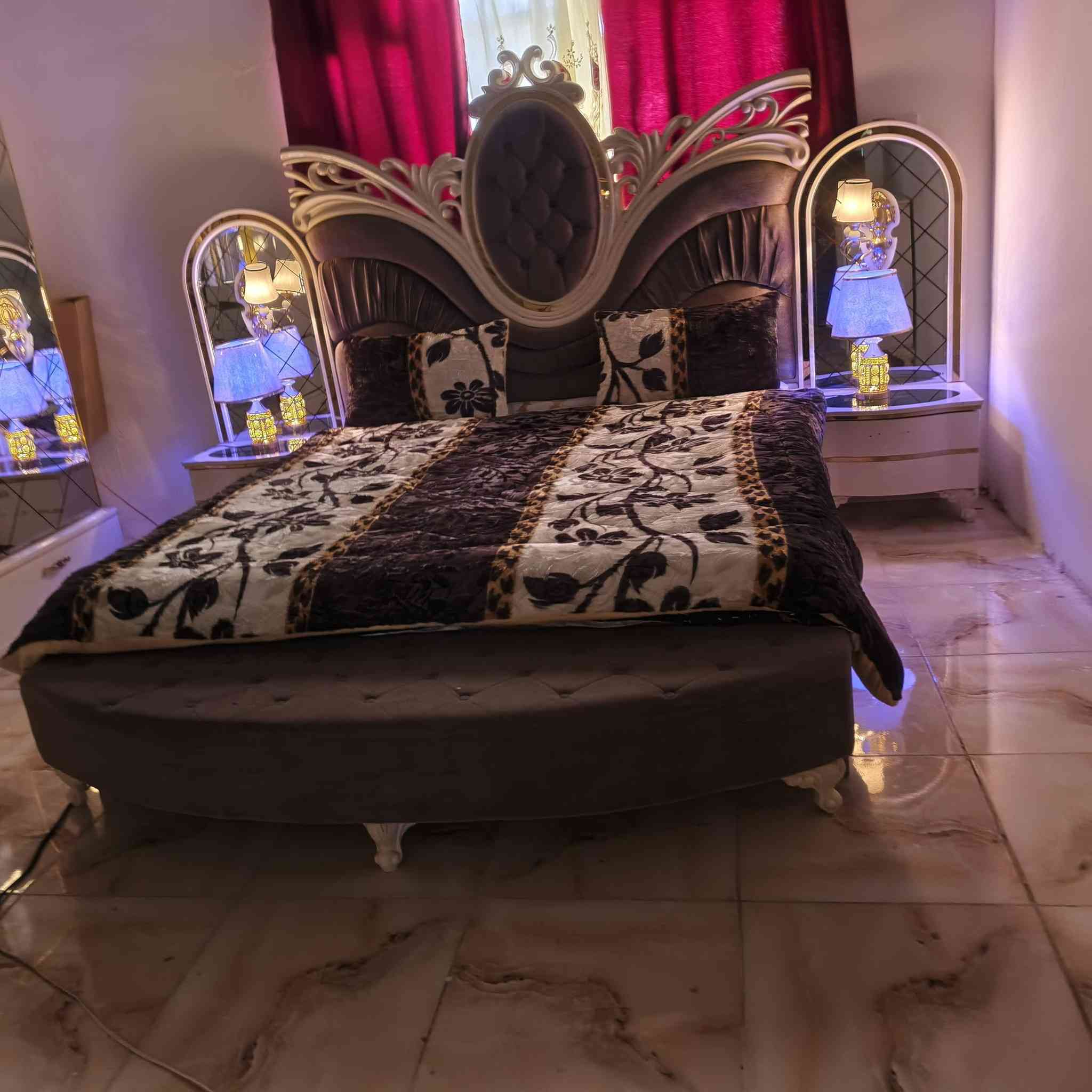 غرفه تركي للبيع *********** مكان سامراء
