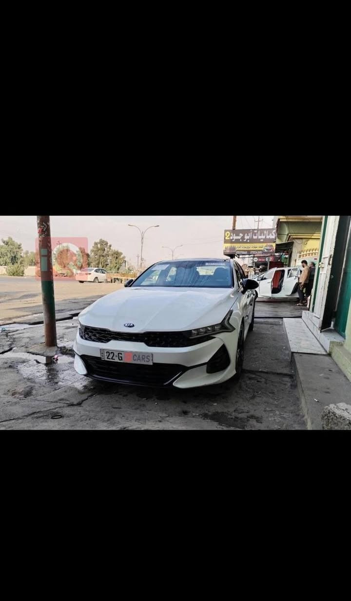 السلام عليكم 
K5 كيا موديل :2021 🔥
اللوان :ابيض 

سعر : 180 
حجم المحرك : 1600
سياره كامله و جاهزه دينار مصرف مابيها ✅
ملاحظة السيارة : فقط جملغ الامامي و وربع بوند صبغ بدون دواخل 100% وموضح في الصوره

ارباگ بلادي

المواصفات : gt line
‌‎بصمة ابواب 
‌‎بصمة تشغيل 
تشغيل عن بعد : Remote Start
‌‎شاشة كبير‏
اوتو هولد :    Auto Hold
اوتو ستارات : Auto Stard 
رادار امامي (تحديد مسار)
‌‎رادار جانبي (نقاط عمياء)
‌‎رادار خلفي (التحذير من الاصطدام)
‌‎حساسات امامي
‌‎حساسات جانبي 
‌‎حساسات خلفي 
نظام : Eco
نظام : Normal
نظام : Sport
تحكيم ستيرين
ستيرين هيتر
كشنات كهربائي 
كشنات هيتر
تبريد لمس
تبريد مركزي
لايتات ليد وعدسة زينون 
بكلايتات LED

وبعد هواية مواصفات…

‌‎تفاصيل اكثر الاتصال علی ارقام التاليه 
***********
***********
‏ WhatsApp 

عنوان📍الموصل
