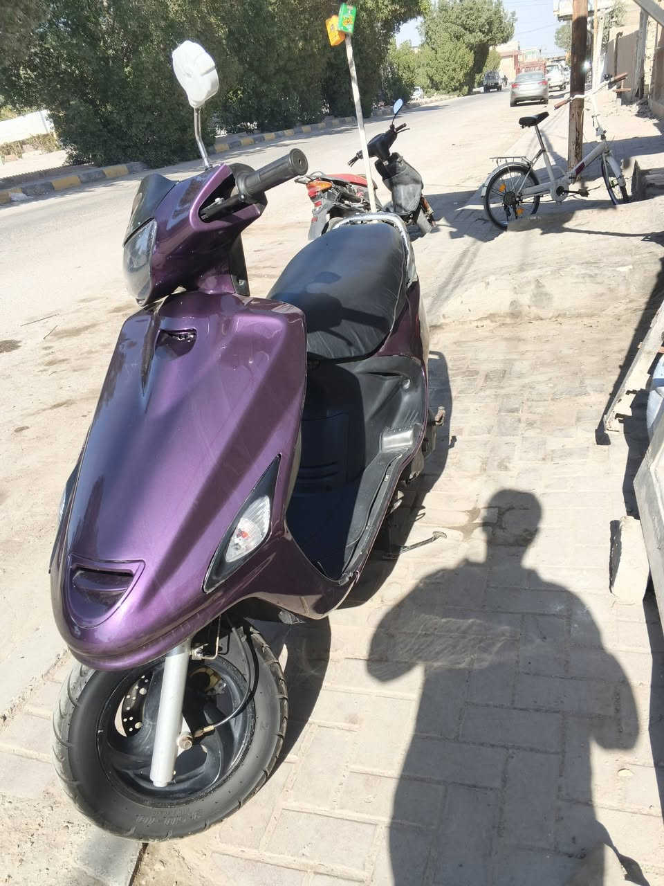 سلام عليكم دراجه فراشه فحل مال حاويه للبيع سعر 600 بيها مجال ***********
