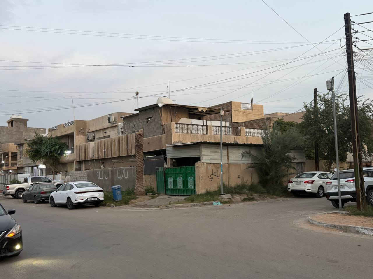 ‏كاع ركن تجاريّ ستثمار على شارع 20 للبيع ‏ حي الجهاد الرفاق شارع مركز الإطفاء الوجهة 10 نزال 10 مربعة الاستفسار ***********
