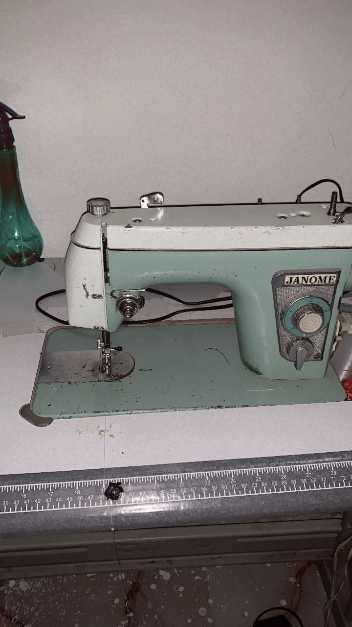 لبيع


**إذا كنت صاحب هذا الإعلان وتريد حذفه لأي سبب، رجاءا أرسل رسالة إلى الدعم الفني**