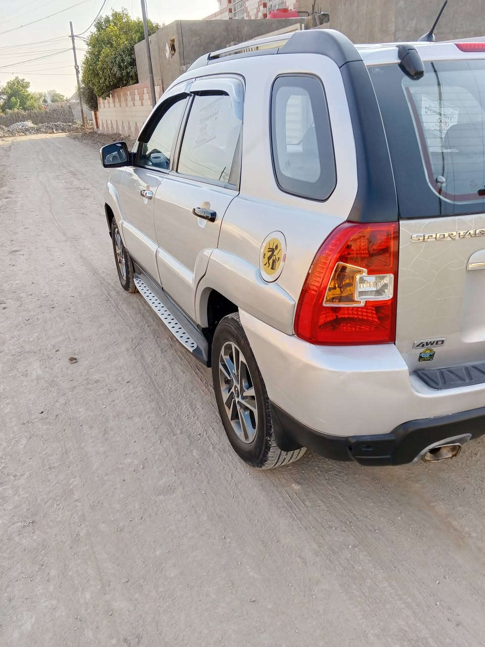 السلام عليكم كيا سبورتج موديل 2009 خليجيه مكينه كير حداديه تخم تاير تبريد شغال  السيارة كفالة عامه عده قطعتين جرد وصبغتهن والباقي مكفول رقم كربلاء انكليزي السنويه لل 2030 تحويل مباشر السعر 118 رقم الهاتف ***********ما متواجد على الفيس هذا رقم صاحبه السيارة مال جناي
