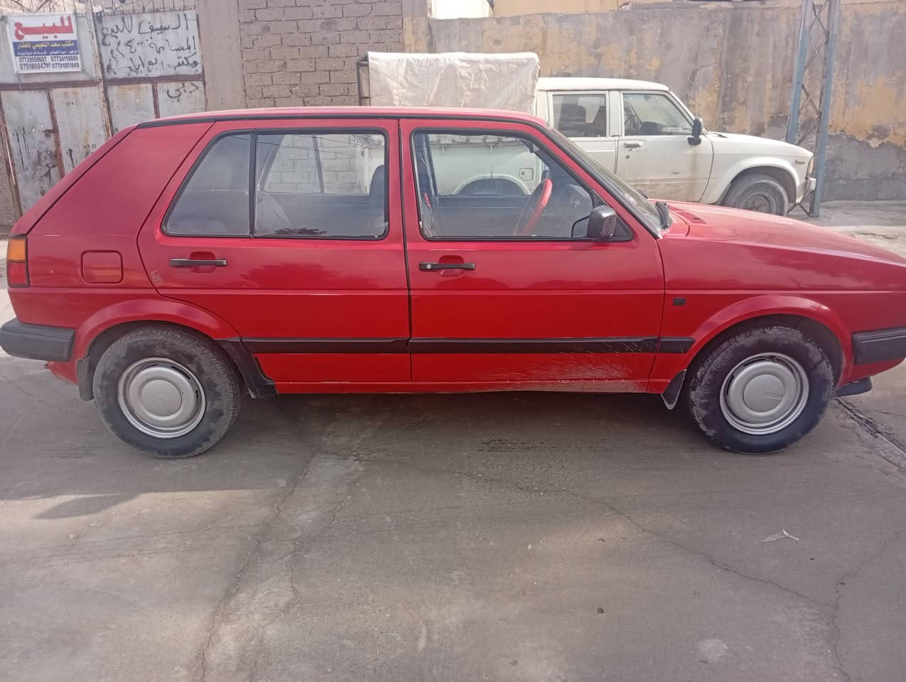 السلام عليكم....
سياره كولف للبيع
موديل 91
السعر 33 وبيها مجال 
للاستفسار عالرقم 
***********
