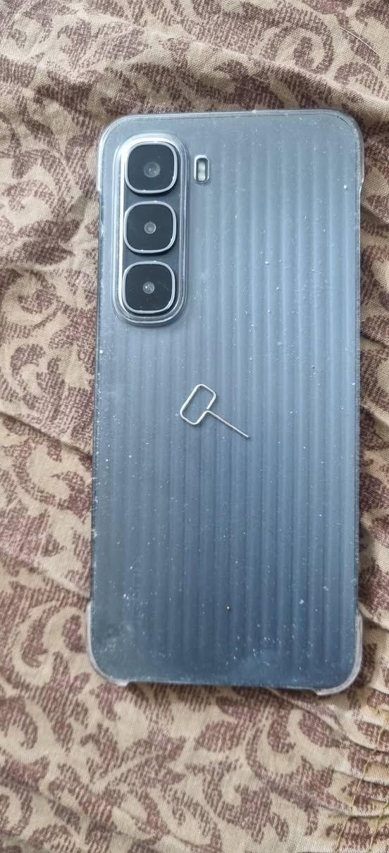 مرحبا 
انفنيكس هوت ٦٠ 
للبيع نضيفه ابن عم الجديد
رايده ب ١٧٥ وبيه مجال 
مكاني بغداد العبيدي الرئاسه 
*********** اتصال او مراسله
