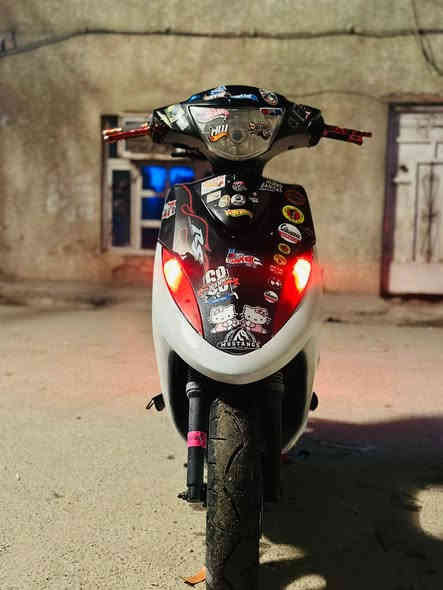 السلام عليكم شباب ماكس عدله للبيع مكاني مدينه الصدر السعر 625 وبيها مجال شي بسيط دراجه خيير من الله مكينه خرسه ما مفتوحه صالها 3. اشهر نازله رمبا دراجه مزوده رياضي  صالنه كاعيات دبل خلفي واقيه خلفي  
 الرقم ***********
