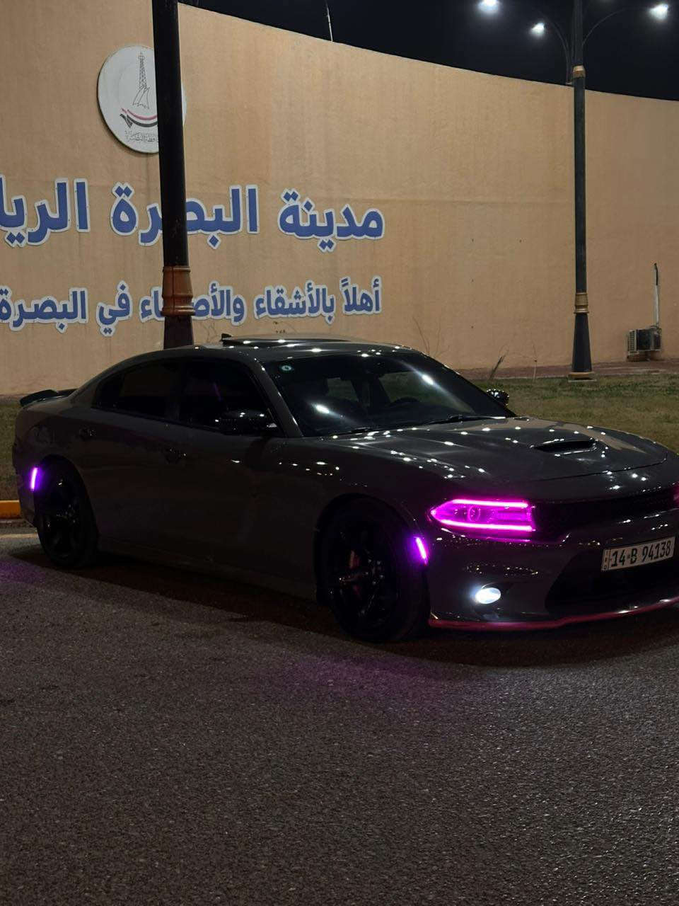 دووج جارجر 2018 اس ار تي فول الفول اعلى مواصفات 
عليها إضافات حلوه 
سياره جديده ومرتبه بدون اي نواقص 
كفاله من كلشي 
تقرير مياه امطار 
مكينه بلاد ما مفتوح بيها برغي 
رقم بصره باسمي 
جاهزه من جميع النواحي 
مكينه كير حداده تايرات كله جديد 
مكانها البصره 
*********** البصرة, العراق
