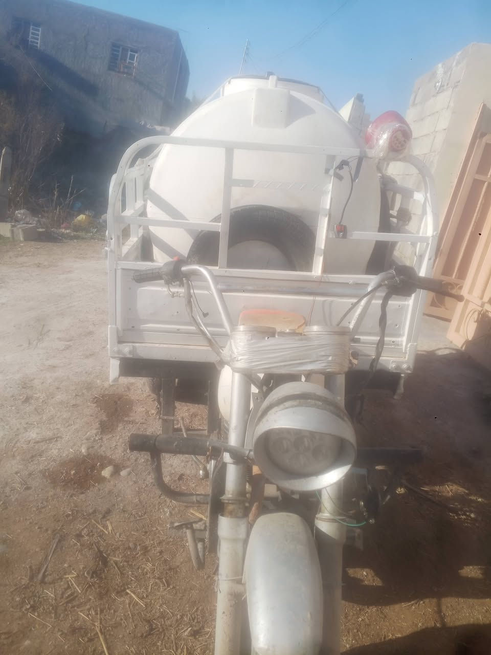 ستوته ام الطير م 19محرك خير من الله نكره سلف هندر كهربيات كامله نقص بك لايت السعر واحد و300وبيها مجال الرقم *********** ديالي العباره حد لاخضر
