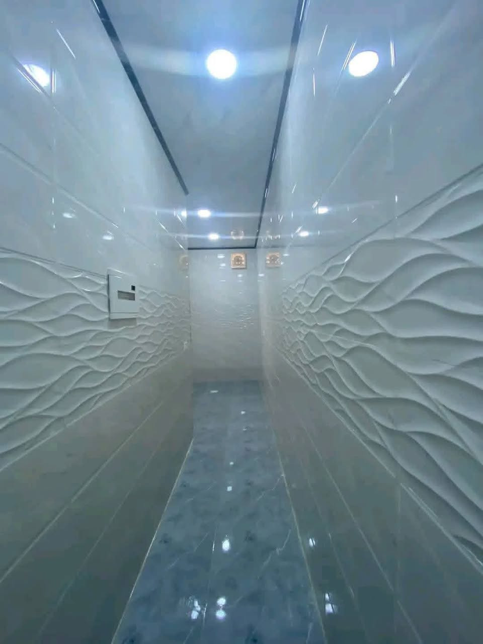 السلام عليكم #مكتب_الغوالي
بيت للايجار في حي السماح الثانية مقاطعة 24

المساحة  100م ،، طابق واحد بناء حديث زيرو يحتوي على غرفة نوم واستقبال وهول ومطبخ وصحيات وبيتونه

للاستفسار اكثر الاتصال على الارقام التالية -

***********

***********
