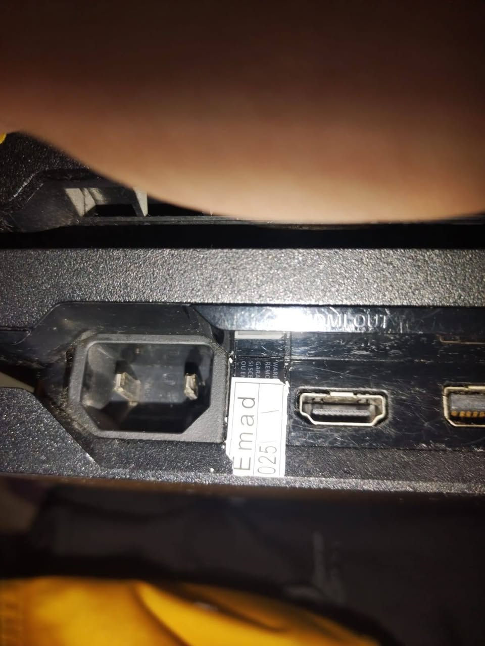 للبيع سعر 265 الف و بيه مجال مع كل ملحقاتو


**إذا كنت صاحب هذا الإعلان وتريد حذفه لأي سبب، رجاءا أرسل رسالة إلى الدعم الفني**