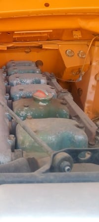 قمارة • موديل 81 • شاصي مطول