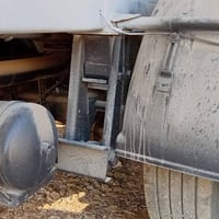 شاحنة • تفاصيل قليلة