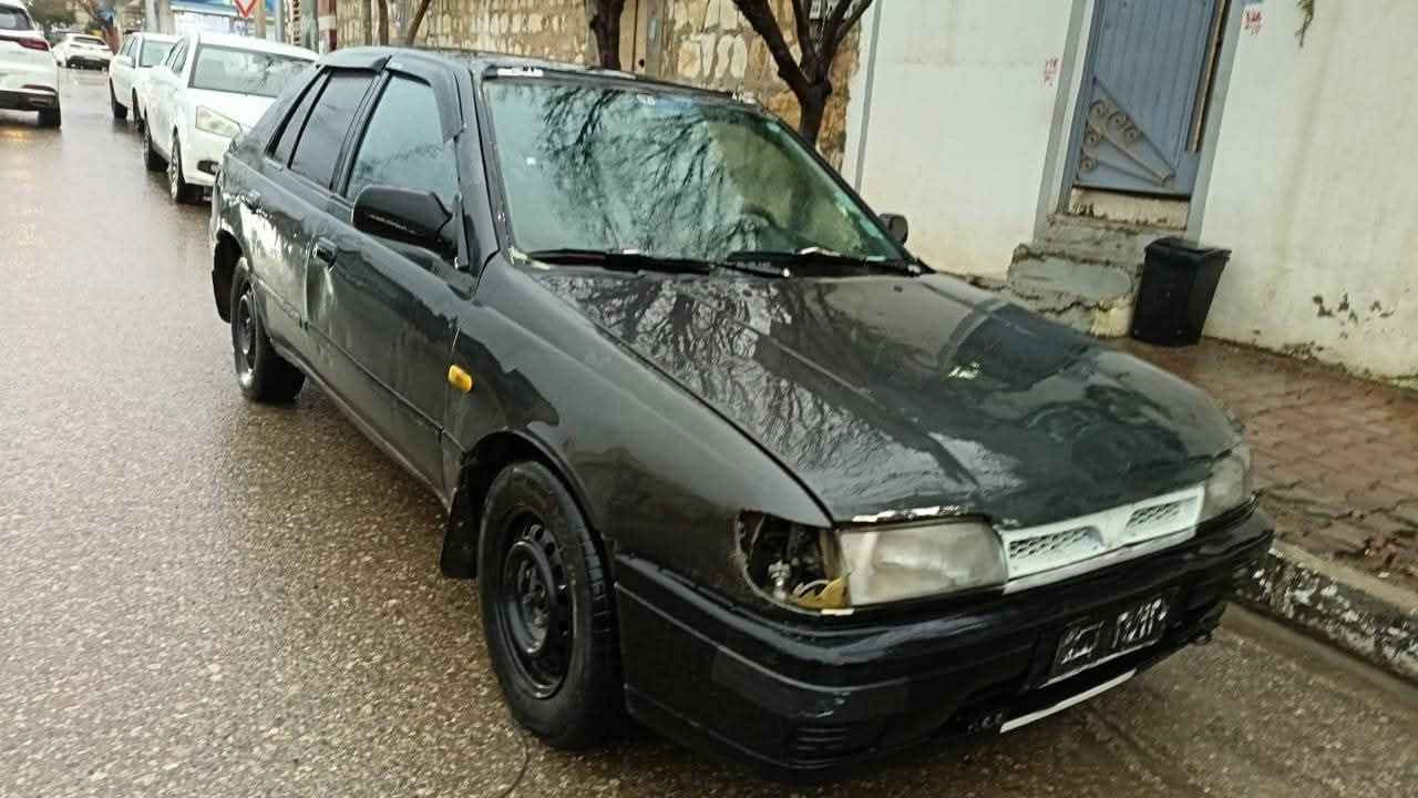 سەنی مۆدێل ١٩٩١ گێڕ عادی ئاڕمی سلێمانی بێ مەسرەف و بێ موشکیلە ماڵی فەقیرە گێڕ و مەکینە بێ کێشە ،سعری ٢٠وەرەقە و مەجالێکی کەمی تیایە، تەبریدی بەشەرت، لایت و ئیشارەت مەزبووت و هەیکەلی زۆر جوانە
*********** السليمانية, العراق
