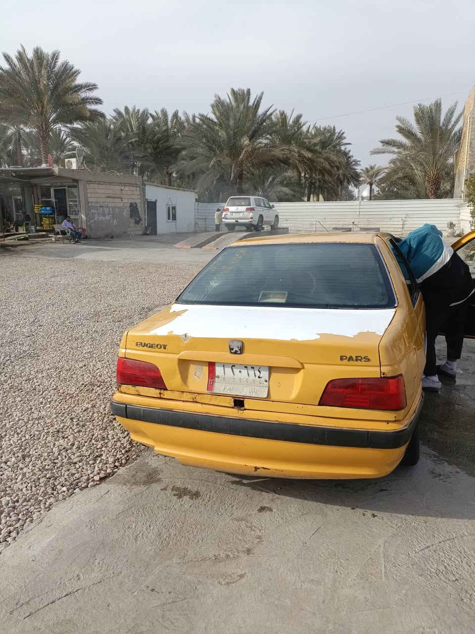 السلام عليكم ورحمه الله وبركاته 
بيجو بارص موديل 2012 كير ومكينه مكفوله حداديه خير من الله التحويل ثاني يوم السعر 25$وبيه مجال قليل العنوان حله أبو غرق متواجد على الفيسبوك وعلى هذا الرقم ***********
