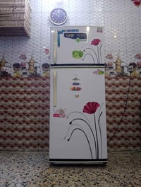 ثلاجة نضيفة • حجم 20 • توصيل