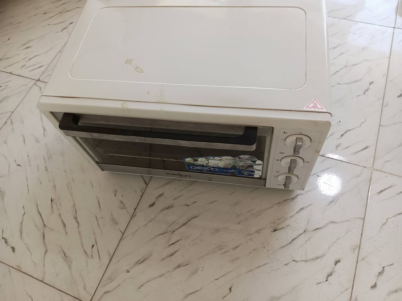 مزاد ومعرض تبارك الرحمن ديالى بعقوبه حي المعلمين
اوفن شغال ونضيف استعمال شي قليل وبسعر بس40 الف وبي مجال (بيع وشراء ومراوس القديم وننطي جديد وناخذ فرق)
العنوان ديالى بعقوبه بدايت. سايدين حي المعلمين قرب مطعم الكوخ***********
