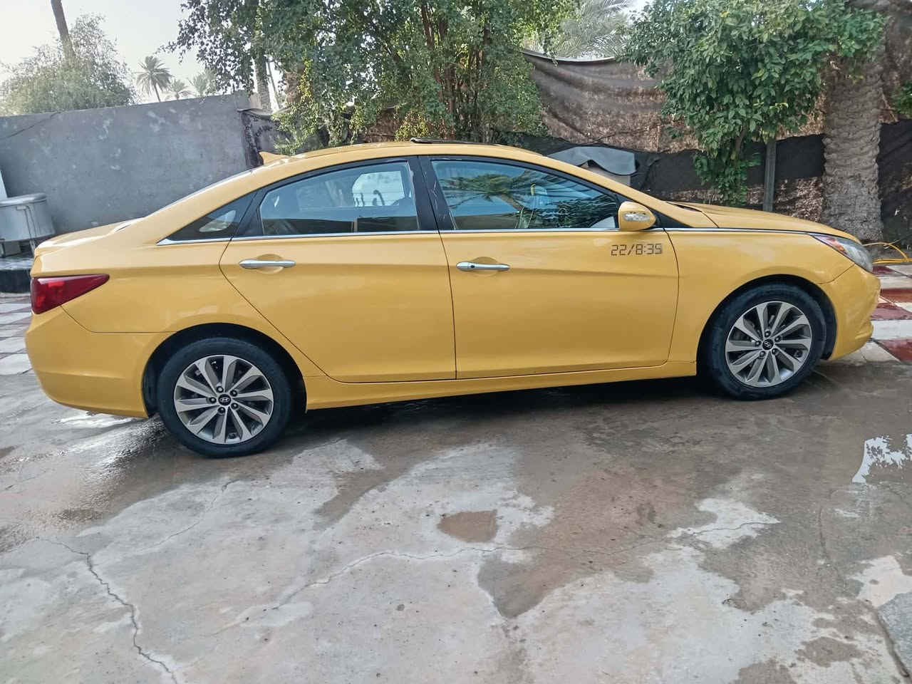 سلام عليكم سوناته موديل ١١امريكيه بيه باب صدر ولباب الواره فقط  فول مواصفات وجديده مكينه كير حداديه تبريد تخم تاير مكفول خطه حله بغداد مصفره هيئه ومرور بسمي تحويل ثاني يوم بيع او مراوس بخصوصي مكاني بابل قريب العلويه شريفه بنت الحسن ع السعر ١٠٥ وبيه مجال *********** واتساب
