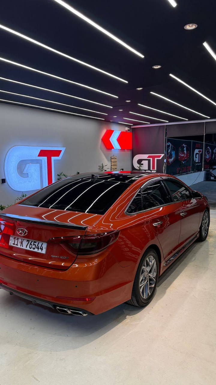 هونداي سوناتا2015 وارد امريكي لمتد
رقم بغداد مشروع وطني بسمي 
سياره مواصفات فول 1\1 أعلى فئه 
بصمه تشغيل و ابواب و صندوق 
فتحه سقف بنوراما 
كشنات جلد + كهرباء + تدفئه و تبريد 
محرك 2000 تيربو
رادارات جانبيه و خلفيه 
تحديد مسار و قياده ذاتيه
بردات خلفيه 
لد امامي خلفي 
انضمه قياده 
نضام اوتو هولد 
سايد بريك بصمه 
حفض وضعيات الكشن 
تبريد قطعتين و الأمامي مناخ منفصل
شاشه كبيره + كامره + نضام صوت انفنتي 
ستيرن رياضي حرف D مع شفتات كير
وبعد بيها مواصفات السياره نضيفه و جاهزه ماشيه 125الف  
بيع أو مراوس 

بيع أو مراوس عادي 

     مكان السيارة بصرة

             للإستفسار

                            ***********
