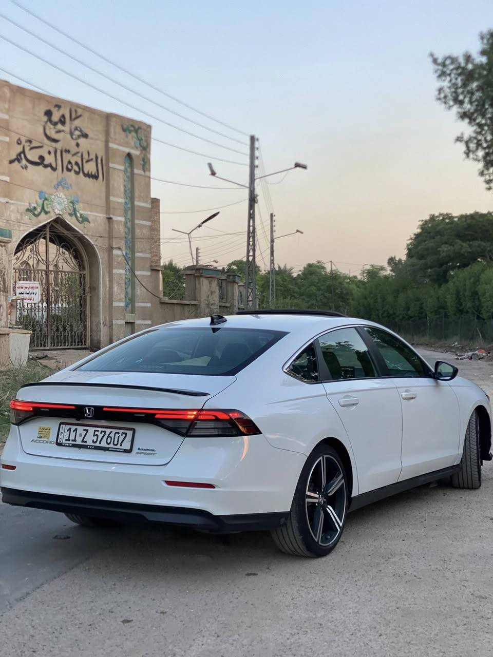 هوندا اكورد 2023 هايبرد للبيع

حادث خفيف كلش بارد بالجاملغ الامامي

 سبورت

السيارة ماشيه 37 الف ميل

• مكينة 2000 هايبرد تنفس طبيعي

• كير اوتوماتيك 

• شاشة كبيرة

•فتحه

• كاميرا خلفية 3 انظمة

• كرسي كهرباء  لون اسود  

• رادار امامي

• مانع تصادم

• محدد مسار 

• تصحيح مسار

• شفتات بالستيرن

• مثبت سرعة

• مانع انزلاق

• دخول ذكي 

• إنارة ترحيبية

• هندبريك كهرباء

•لايت عدسات زينون

• نظام اوتو لايت Auto

• لايت العالي زنون 

• حساسات مطر 

• حساسات دخول الإنفاق

• حساسات ضغط هواء الإطارات

• أوامر صوتية

• 3 أنظمة قيادة (eco, ev, sport)

• بلوتوث

• مدخل 2type c + AUX

ابل كار بلي واندرويد اوتو

شاشة وسطية 12 ونص انج

كيجات ديجتال

هاند بريك كهربائي

حتة قيادة شبه ذاتية بيها

السيارة بدون صبغ بيها بارد بالجاملغ فقط مع تكحيل بسيط

حادثهة كلش خفيف

ايبراك بردة

المكان بغداد الطالبية

السعر  205 ورقة

للاستفسار ***********
