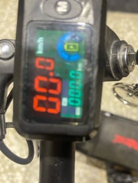 سكوتر شحن لبيع بطاريه لوثيم 3سراعات بي ويا شاحنه يتحمل وزن 170 كيلو و ...