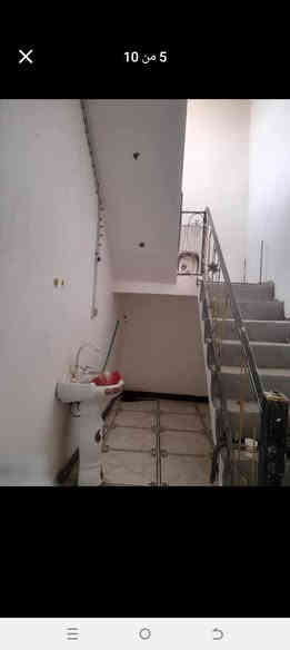 اسلام عليكم  بيت  فارق وجاهز مساحته 125 في شارع زين العابدين ارض بيت عمران 
يحتوي على غرفتين منام  ومطبخ  وصحيات داخلية وخارجية وديوانية  السعر 55 وقابل لتفاوض رقمي 
*********** البصرة
