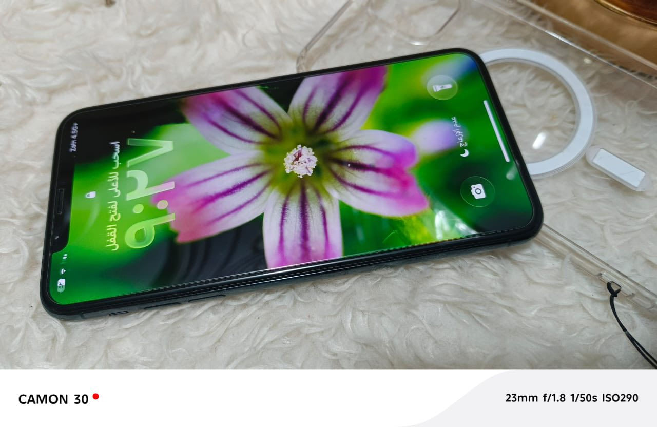 ١١ برو ماكس لون زيتوني بلادي من كل النواحي ذاكره 64 ملحقات كامله
بطاريه 85

يعني شحن أنساه ونسه الصرف كامرته غني عن التعريف

خلي سعر واني أدخل

أو واتساب ***********
