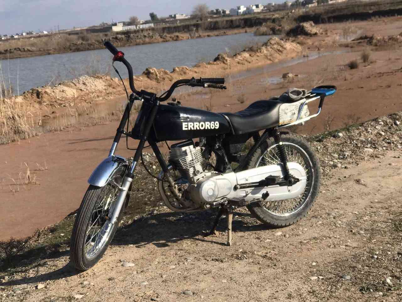 سلام عليكم دراجه نامه شلامچه موديل 23 دراجه خير من الله حلوه او گاعده شراي اتصل ***********
