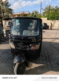 تكتك تي في اس موديل 2018 شهر 9مرقمة وجاهزة  التكتك نضيفة محرك قبل 5 اي...