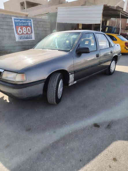 موديل ٩١ مكينه ١٦ سنويه ساقطه ب ٢٣ دفتر بانزين بيها شرط التحويل السعر ٣٥ صدر خلفي امامي جديد مسجل سماعت كله شغال كهربائيات كلها كلها شغال شغل وطلع وين متريد *********** ممتواجد ع نت
