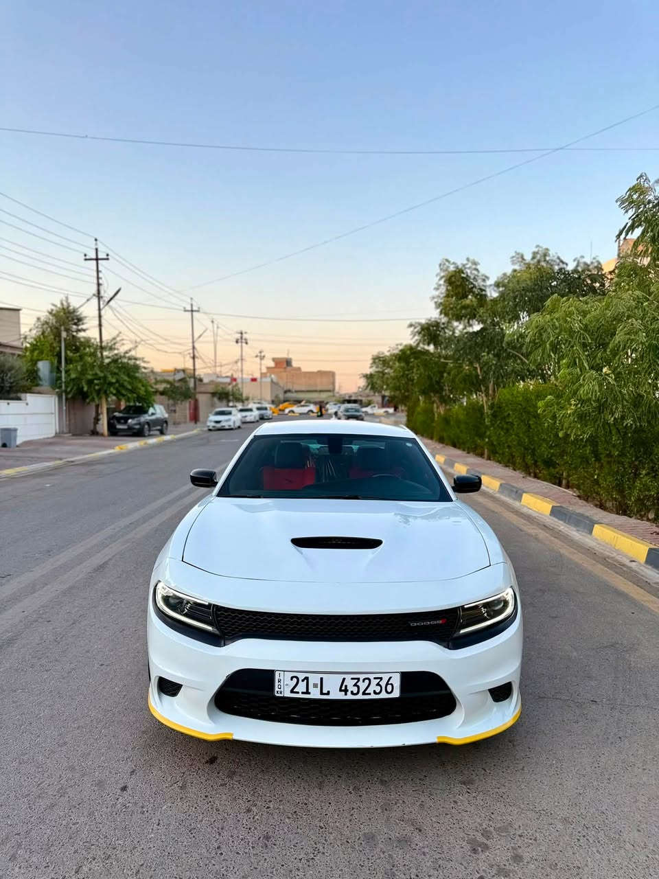 الي يدور شي نظيف و سعر مناسب 
دوج جارجر 2023 RT  محرك 5700 النداء الاخير 
حادثه جداً خفيف فقط راس البنيد شبرين صبغ 
وبي ٣ قطع كلير و حلوب خفيف كير و محرك كفاله سياره جداً نطيفه 
مكان السياره كركوك 
السعر :213 قفل قفل 
***********
