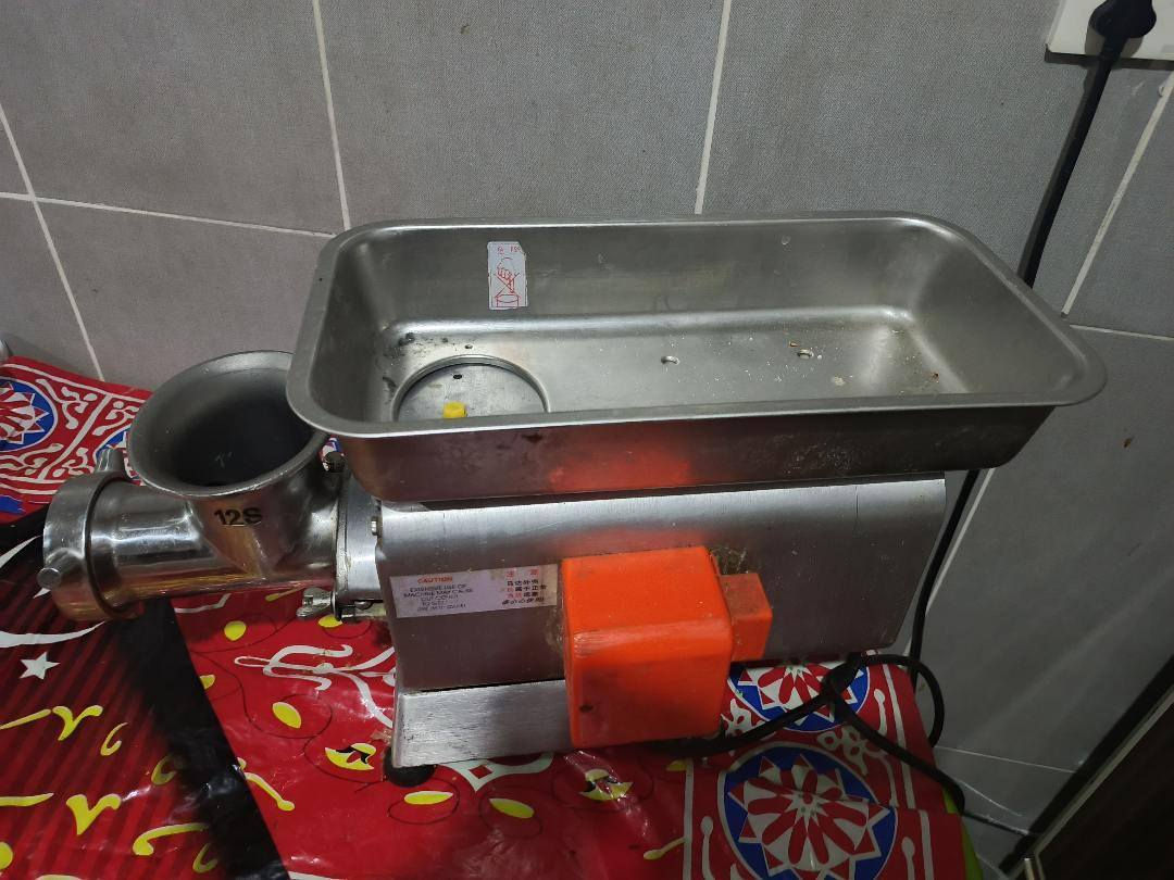 مثرامه لحم للبيع  مكاني نجف الاستفسار رقم الهاتف ***********
