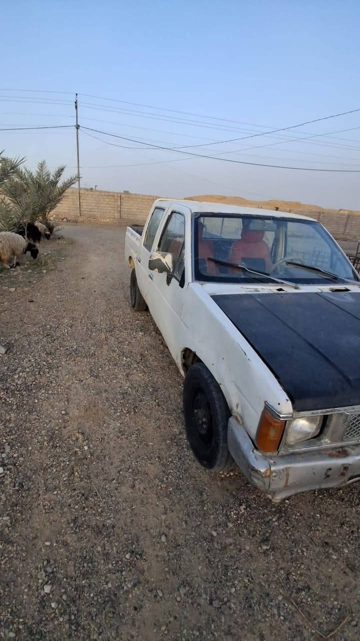 السلام عليكم بيكم نيسان دبل موديل 89 السعر 25ورقه / كير محرك تيوته 2003 محرك كير جديد صدر جديد الكشر كدامك رقم صاحب السياره/***********
