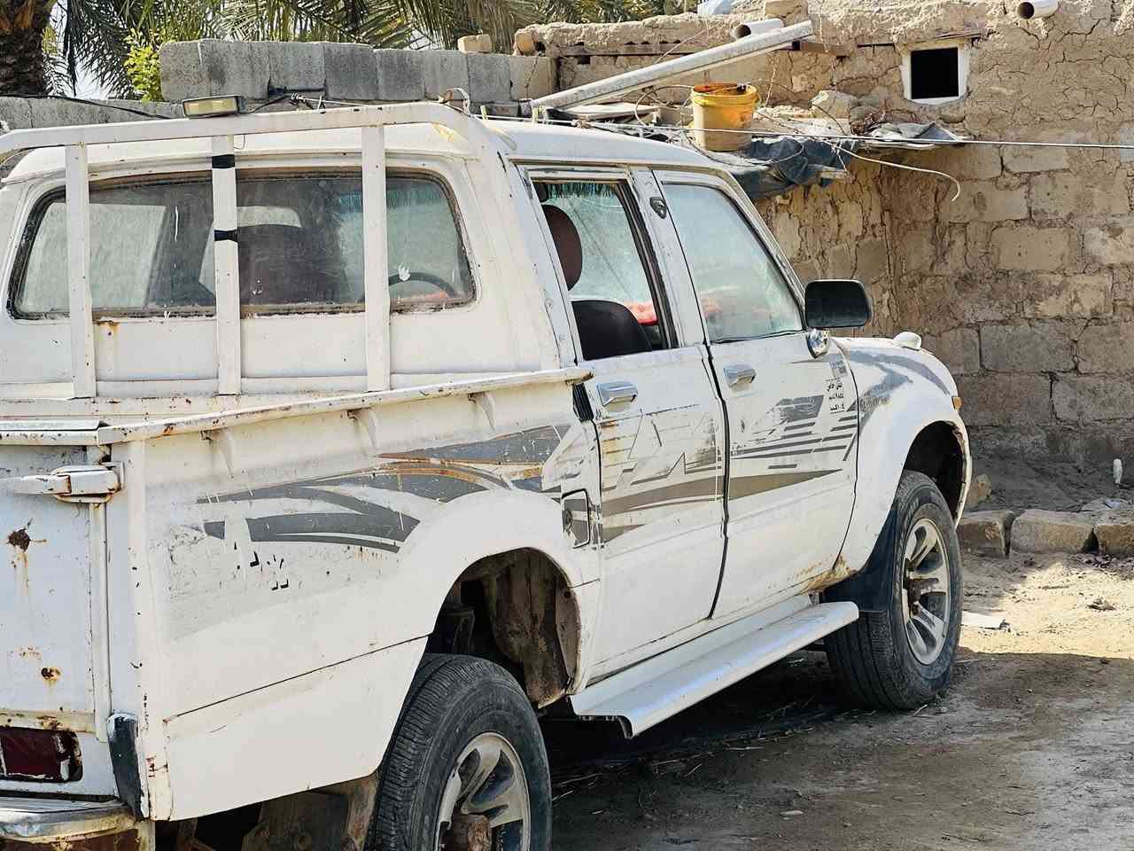 تيوتا ستاوت موديل 1985
سعرها ب19ورقه وبيها مجال بسيط 

 سيارة كامله كل كهربائياته شغاله 
محرك وكير مكفولات فقط يحتاجوها باتري 
سيارة رقمها كركوك 
راعيها كبل يحولك 
مكانها ديالى شهربان 
موضح كل شي بالفيديو 
للاستفسار الاتصال على 
***********
