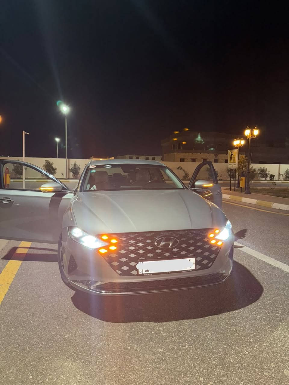 ازيرا للبيع رقم بغداد مكفوله باقي التفاصيل بالخاص ***********
