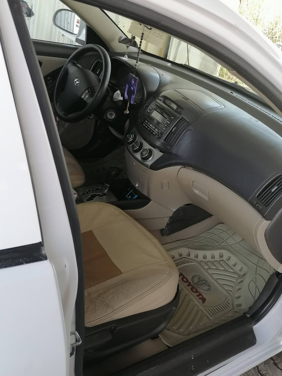 سلام عليكم
النترا موديل ١١ خليجي مكينه 2000 لا تنقيص لا تبخير

تبريد شغال 

رقم بغداد بسمي سنوية لغايه 31

بيه ضربه بجنطه +التكمه جه السايق بيه تصليح 
وتساب *********** 
السعر. 75 
مكان السياره. بابل..
