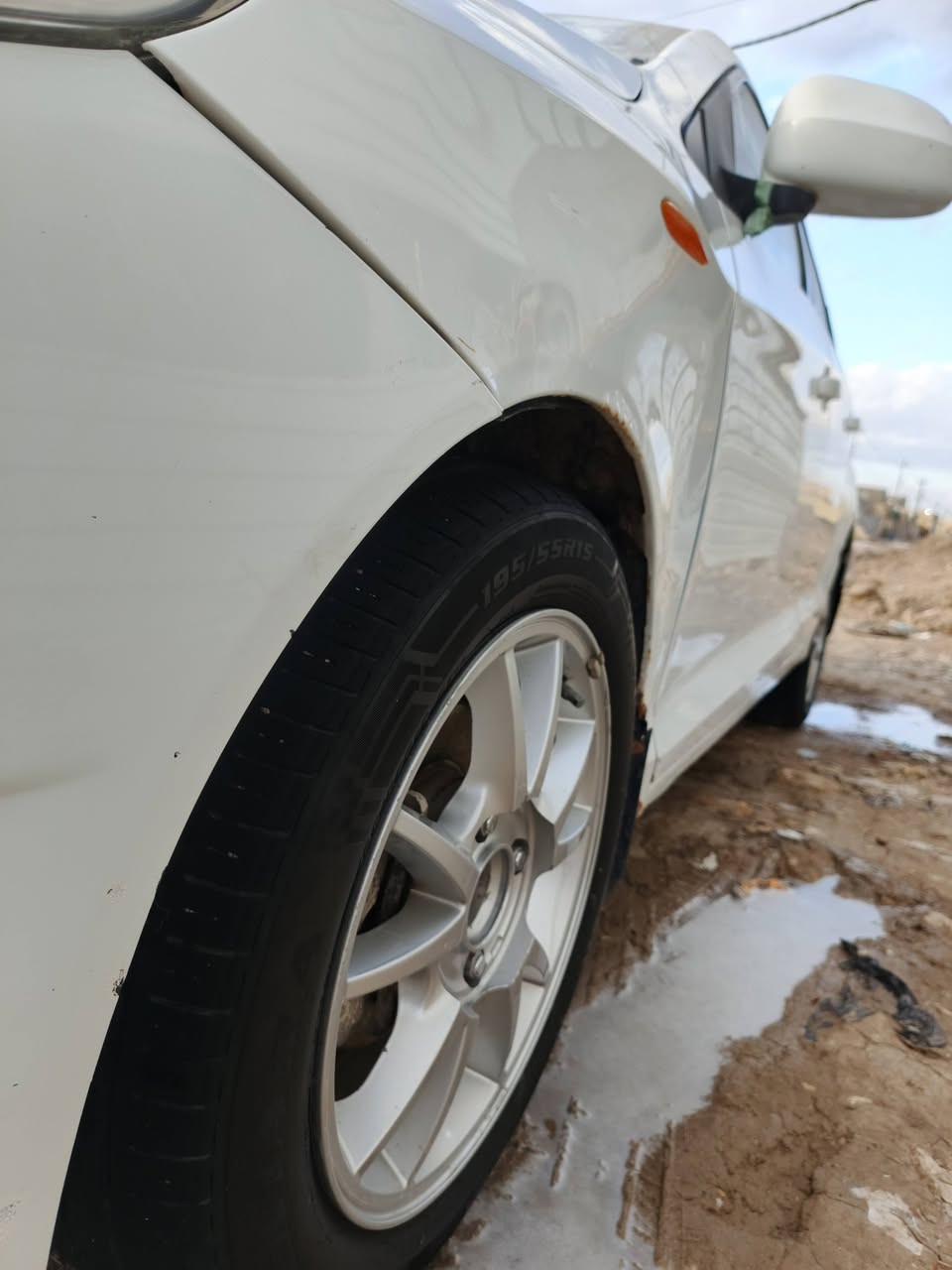 سلام عليكم شيري فلاوين للبيع 2013 نضيفه بدون ضربه ماشيه 170 
بيه خياسات ب الداير رقم قادسيه تحويل مباشر 

السعر28 مكان السياره ناصريه المركز 

***********
جماعة الـ25وجوه لاتخابر ولاتعلق
