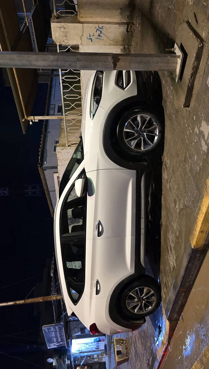 توسان 2018 خليجي كوري رقم أربيل ماشيه 112 وقابل للزيادة
فقط مبدل باب امامي بلادي مالتهه بدون تصليح..وبيهه طخه شبر بسيطة..سيارة نظيفة والصور كدامك سعرهه 183
للمعلومات راسل الصفحة او اتصال ***********
